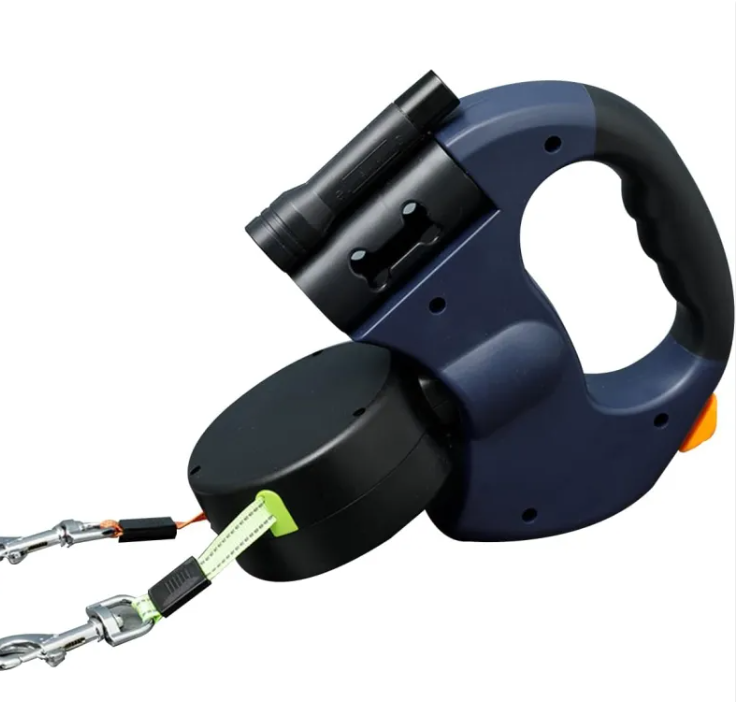 Dual Retractable Dog Leash with Flashlight
